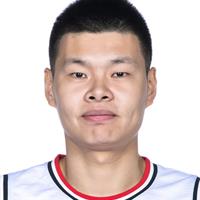 赵大鹏 身披 30 号球衣