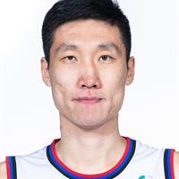 刘伟 身披 21 号球衣