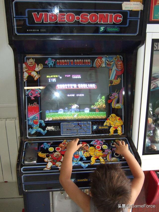 Capcom上世纪80年代街机经典系列：魔界与骑士