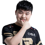RNG Uzi(简自豪) RNG