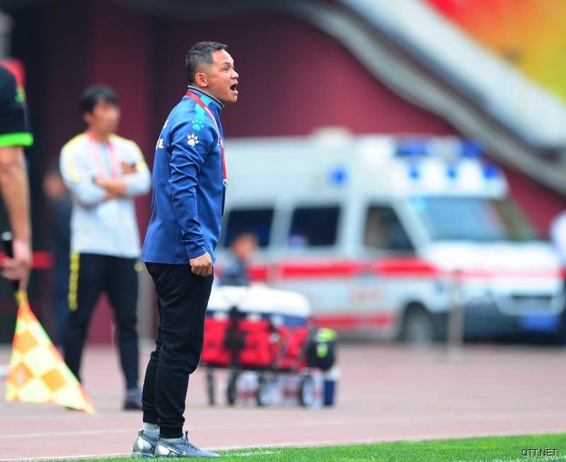 朱炯：教练、队员、球迷或者是投资人都要尊重足球规律