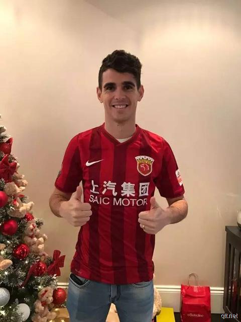 陈董事长说限薪不搞金元了，为何上港还续约年薪超2亿的奥斯卡？
