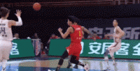CBA战报：上海120-118逆转深圳，王哲林27 16，萨林杰24 7