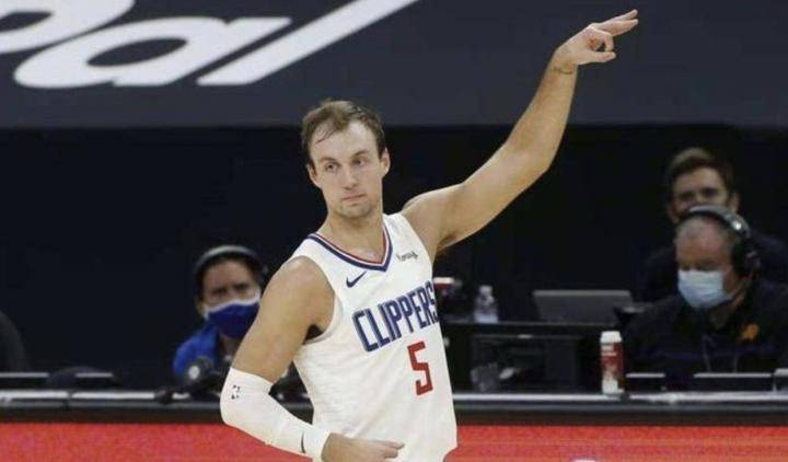NBA战报：快船138-88大胜雷霆，科费35 13，肯纳德20 3