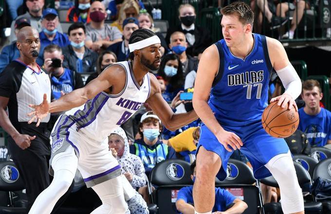 NBA综述：甜瓜23分送给火箭四连败，KD23分被逐篮网大胜活塞