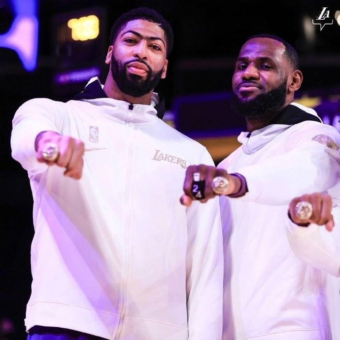 NBA-真拼！36岁老詹又凌晨出门：是时候开始训练了，冠军！