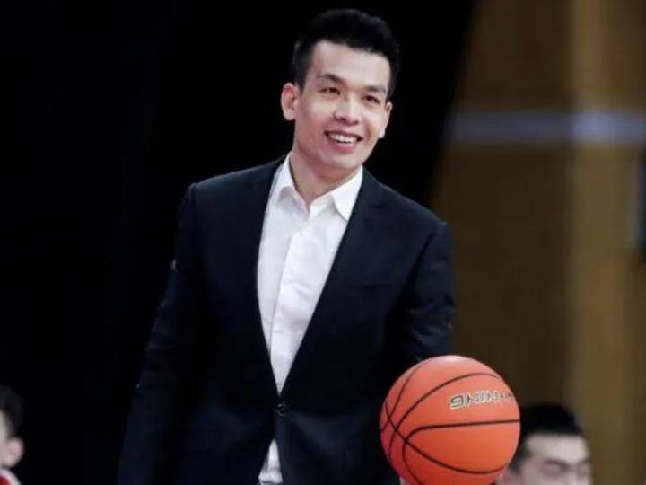官方：解立彬担任北京首钢男篮主教练，王骁辉担任二队主教练