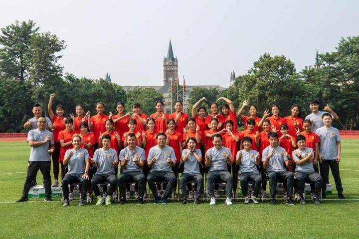 足历4·22|巾帼不让须眉，陈婉婷率香港东方队夺港超冠军