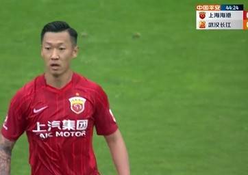 徐新为红牌致歉：起跳时注意力完全在球上，点判断不是很好