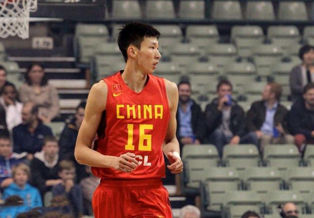 周琦的年薪是多少？国内权威媒体透露，薪水直逼一哥易建联
