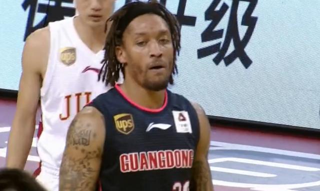 广东队超级外援签约NBA球队！为证明自己，拒绝CBA500万美元报价