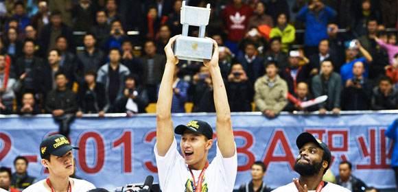 CBA历史6大伟大球队：上海走出男篮第一人姚明，广东宏远国手最多