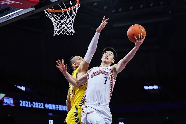 北青：郭昊文计划参加NBA球队试训，将继续冲击NBA