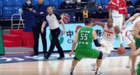 CBA战报：驱逐三人，辽宁102-90逆转广东，付豪38 12