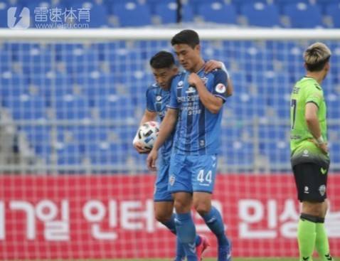 韩国职业联盟：蔚山中卫金基熙罚款300万韩元，没有追加停赛