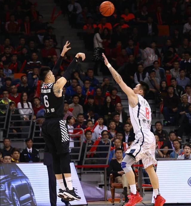 消失”3年的CBA天才，终于要回来了，2战6记三分球强势复苏