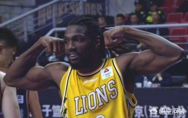 半兽人被裁了？年薪440万美元，仅打7场的法里埃德能拿到多少钱，你怎么看？