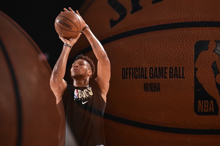 蝉联！字母哥当选2019-20赛季NBA常规赛MVP