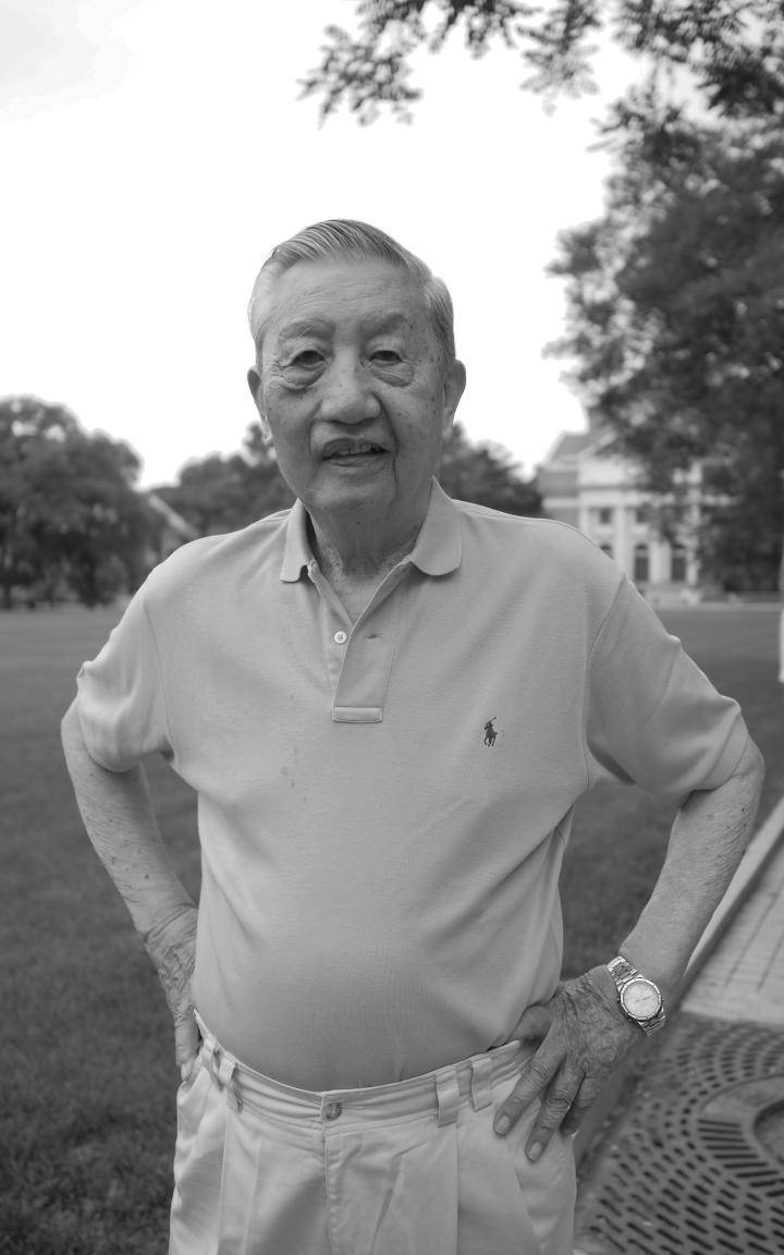 原中国足球协会秘书长、中国国家男子足球队队员、教...