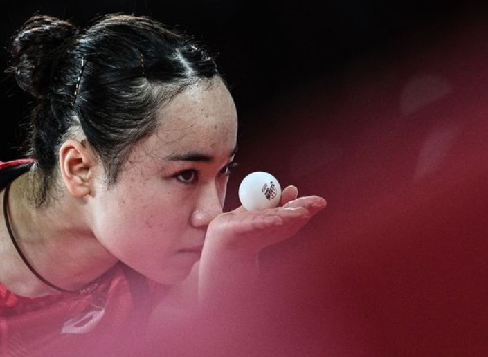 伊藤美诚真凶悍！轰10-0晋级＋勒令记者关灯，孙颖莎能降住她吗？