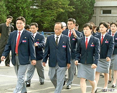 朝鲜体育代表团抵京 奥运会目标超过10枚奖牌
