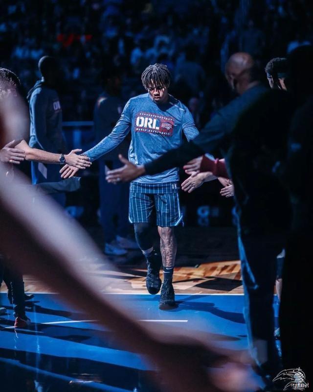 他不是水货状元！摆脱了伤病的富尔茨，NBA生涯本赛季才刚开始