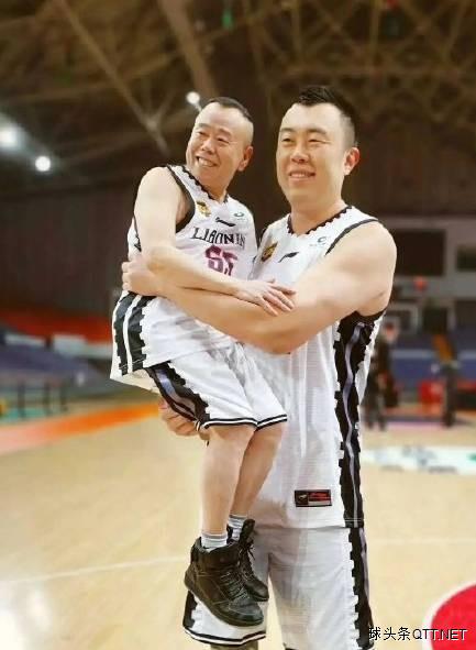 颇有喜感！韩德君、哈德森搭档宋小宝、潘长江录制辽视春晚