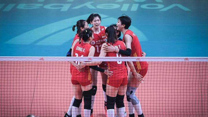 世女排联赛：中国女排3-1轻取加拿大女排，迎菲律宾站两连胜