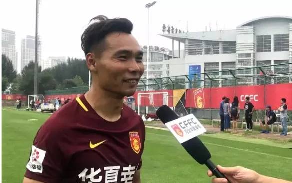 前河北华夏幸福球员张利峰自由身加盟合肥城市