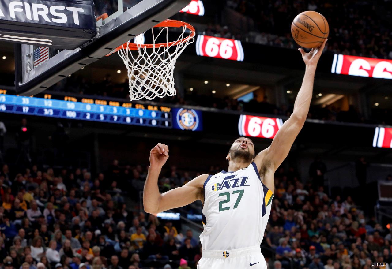 NBA赛季颁奖典礼：戈贝尔当选最佳防守球员