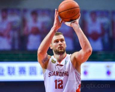 曝广东男篮外援人选确定 马尚布鲁克斯和莫泰内外组合