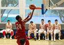 中国男篮输了学校，主教练指出原因是体能差。