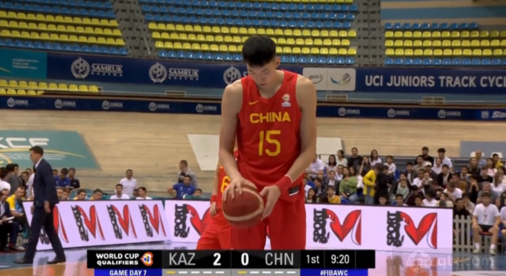 中国男篮核心球员周琦