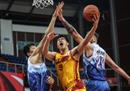严鹏飞新赛季将加盟上海男篮，合同属性为3年c。