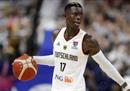 人们注意到施罗德将在本月赢得NBA合同，他在欧锦赛上的出色表现将给他机会。