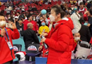 孟莉继续缺席女篮世界杯决赛，没有上场热身，也缺席了中国女篮对阵美国女篮的比赛。