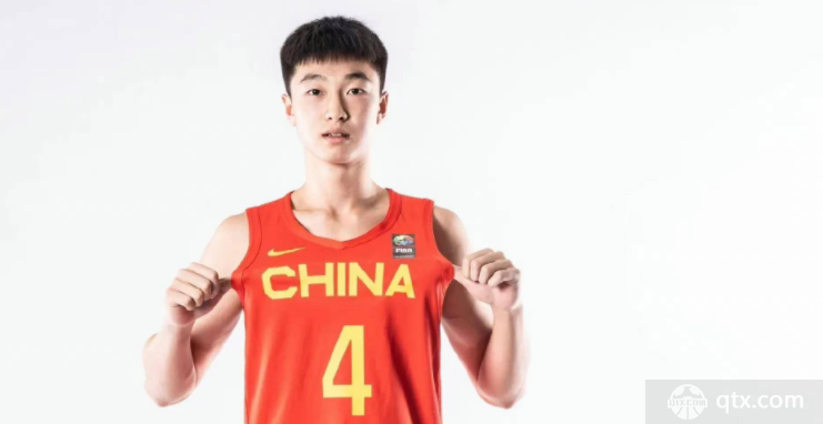 辽宁男篮球员张峻豪