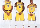 NBA季前赛，湖人遭遇30分惨败，王崇美11分，詹姆斯4分，邵伟5分。