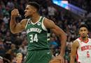 NBA常规赛火箭VS雄鹿视频回放。雄鹿取得两连胜。字母哥高效44分。