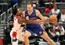 NBA最新报道奇才队以25分6篮板120-99击败活塞库兹马队。