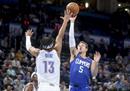 NBA最新报道雷霆108-94快船卡乔33分缺阵亚历山大。