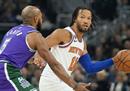 今日NBA最新战况:雄鹿119-108，尼克斯信哥30 14 9，尼克斯七人得分上双。