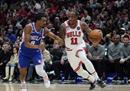 NBA公牛vs 76人常规赛全场视频回放恩比德复出三分命中，哈登表现低迷。