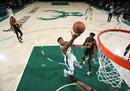 最新NBA战报老鹰121-106雄鹿亨特24分，孔哥27分。