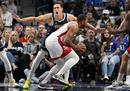 NBA常规赛战报火箭101-92独行侠丹西斯缺阵火箭7人得分上双。