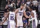 今天最新NBA比赛:国王130-112马刺福克斯28分8助攻瓦瑟29分。