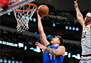 NBA今日最新情况:掘金99-127独行侠丹西斯33分12篮板11助攻约基奇缺阵。