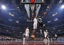 NBA骑士114-96开拓者迎米切尔四连胜，利拉德小姐34分。
