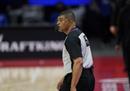 Nba哨子因为侮辱丁威迪被禁赛，NBA裁判也不能为所欲为。