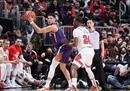 NBA太阳VS公牛全场视频回放布克三节51分。